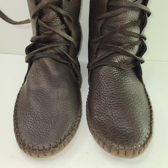Vintage Handmade Leather Lace Tall High Moccasin (9 US) - Picture 7 of 11